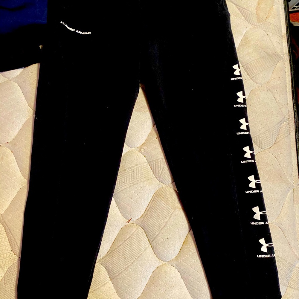 Kids under armour sweatpants